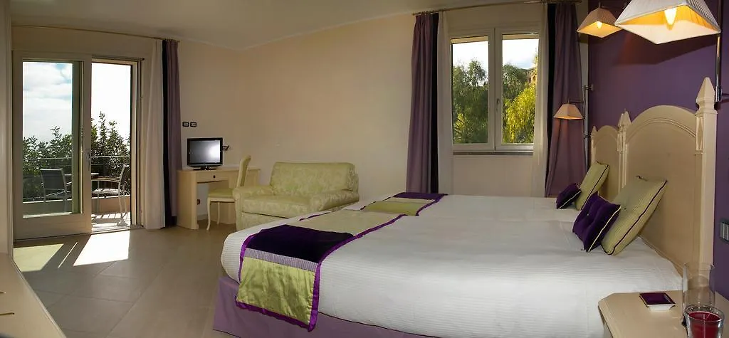 Meridiana Hotel Taormina 4*,