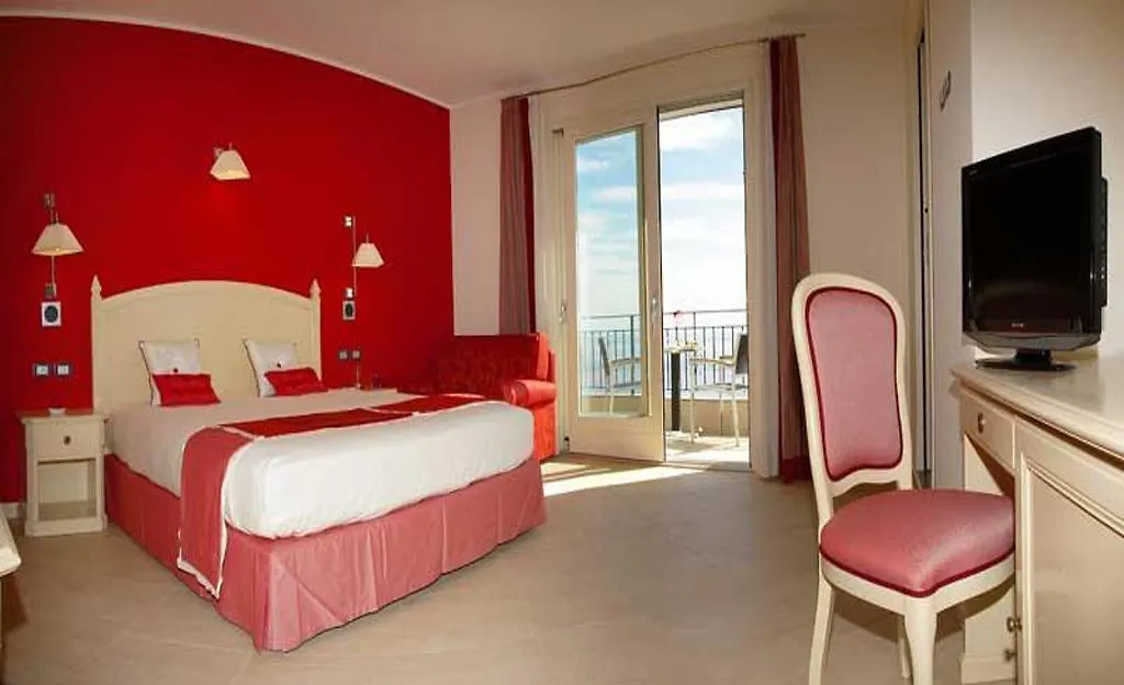 Meridiana Hotel Taormina 4*,